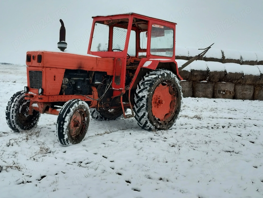 Vând tractor u650