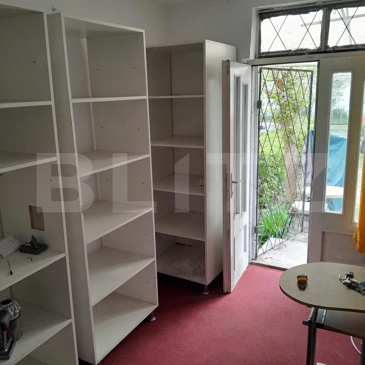 🏢 De vânzare – cameră 12 mp, zona Dacia 