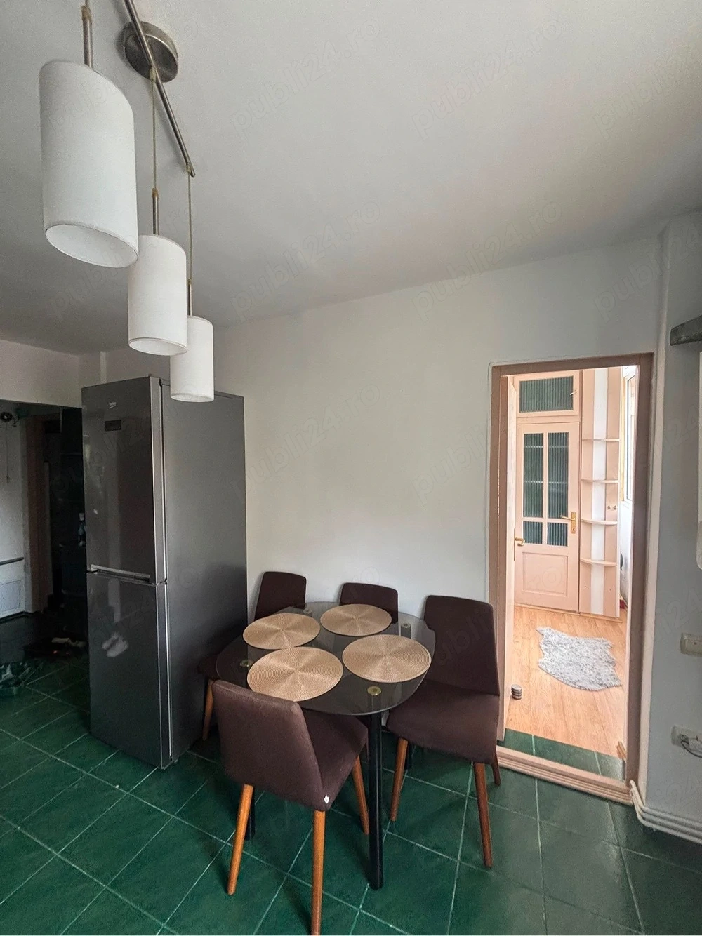 P.F. Inchiriez apartament cu doua camere decomandat în Marasti