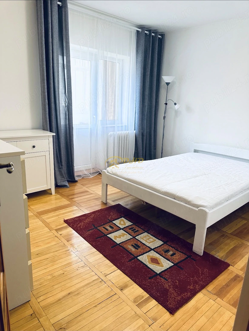 Ap. 3 camere decomandate - zona Gării
