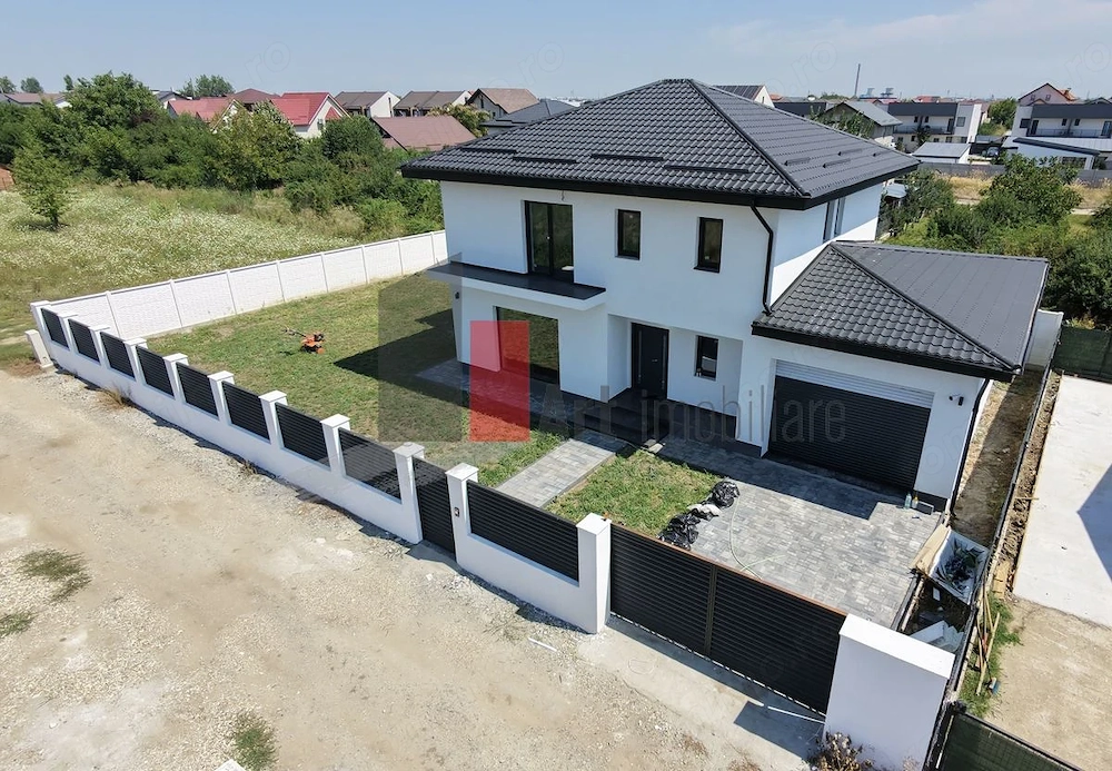 Vanzare vila 4 camere in Domnesti