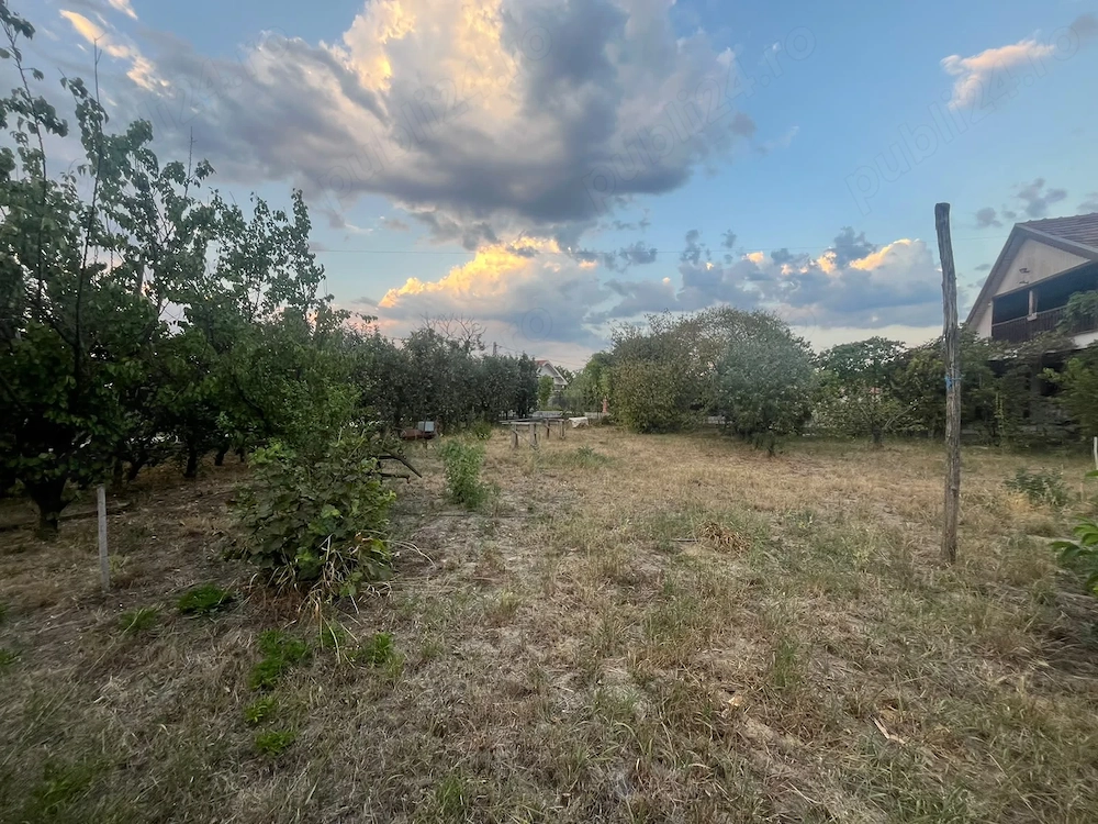 Teren intravilan in Leş