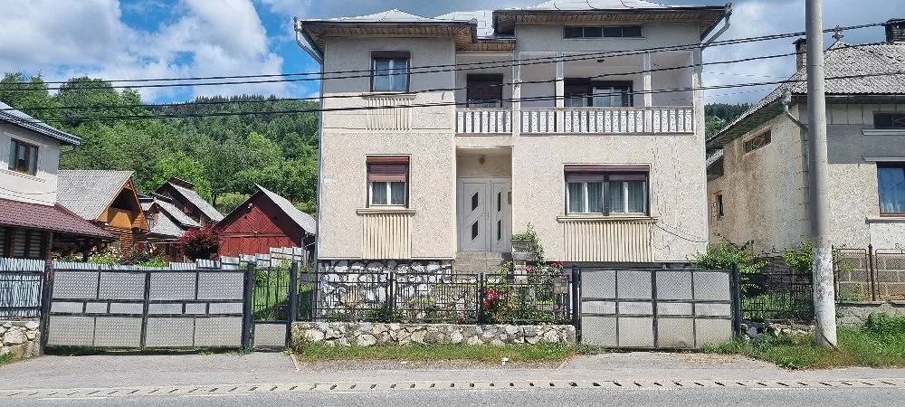 Casa de vanzare