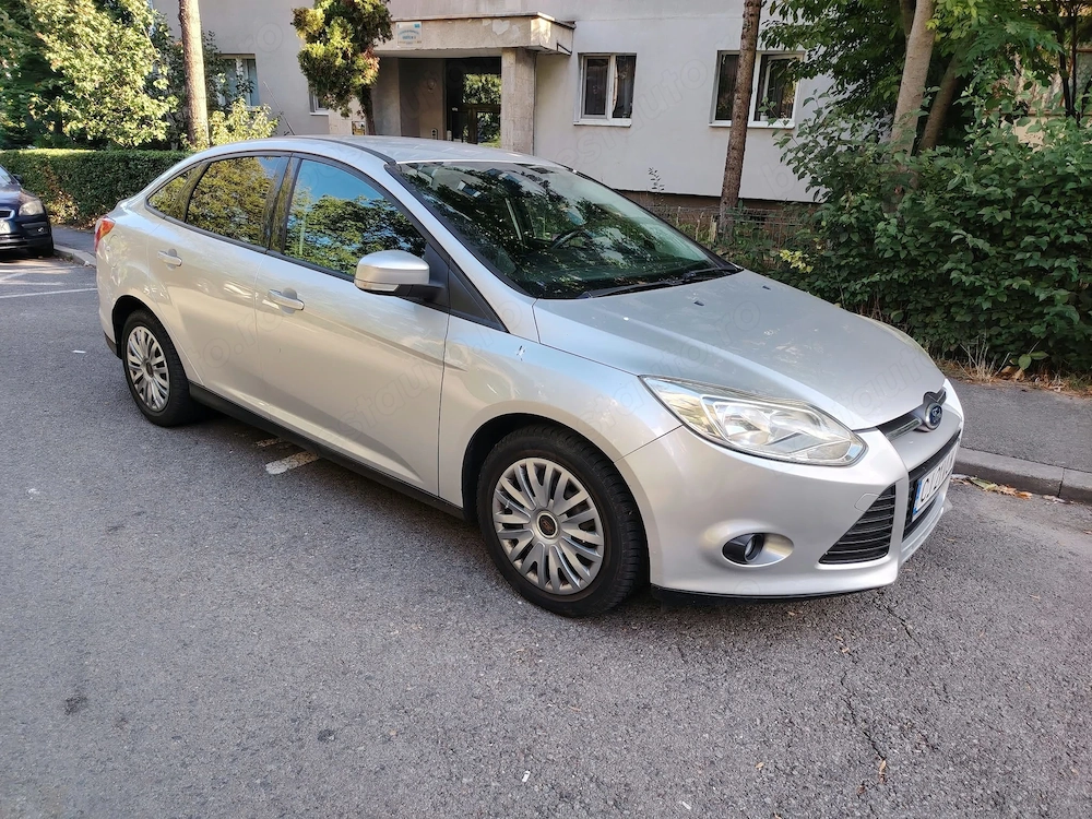 Vând Ford Focus