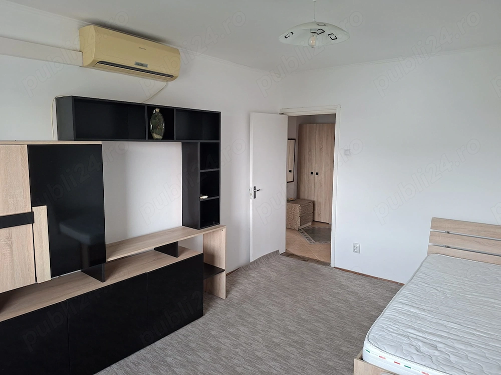 Inchiriez apartament 2 camere decomandat 