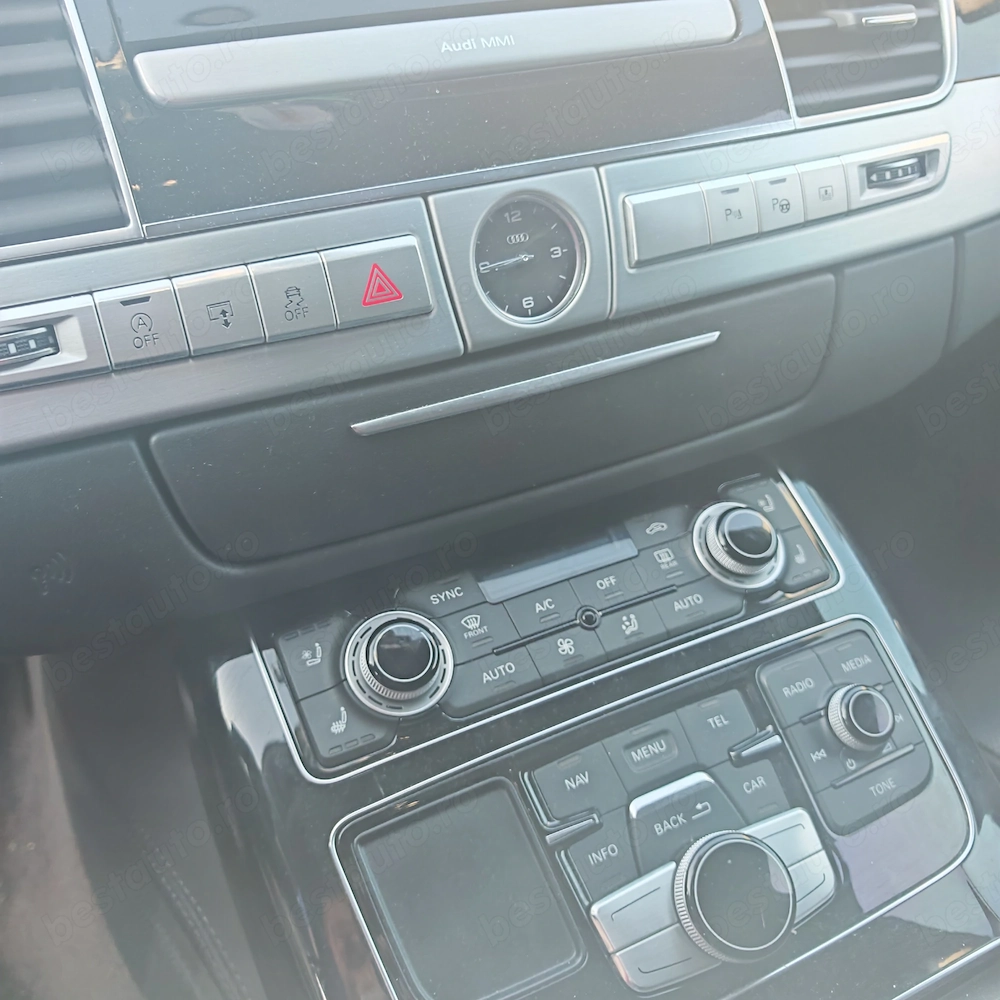 Audi A 8 D 4