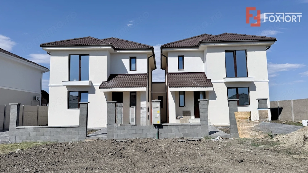 Duplex de vanzare, 4 camere despartit prin camera tehnica - Mosnita