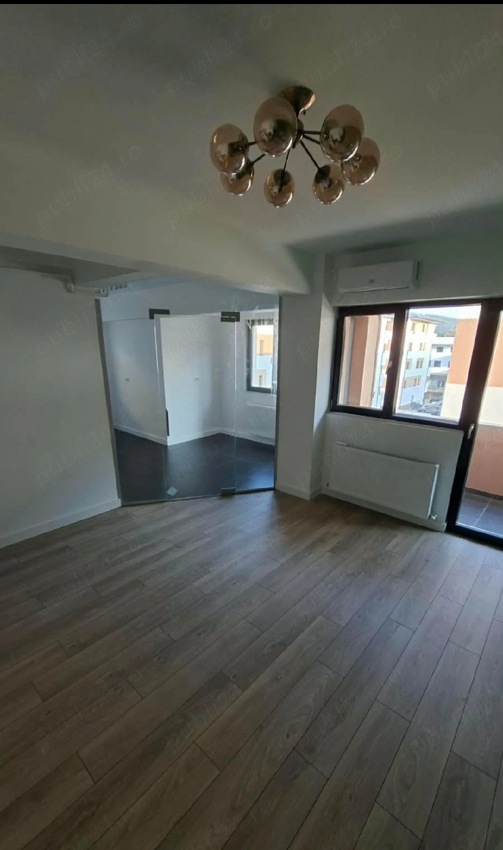 2 Camere zona Ostroveni bulevardul Dem Rădulescu 