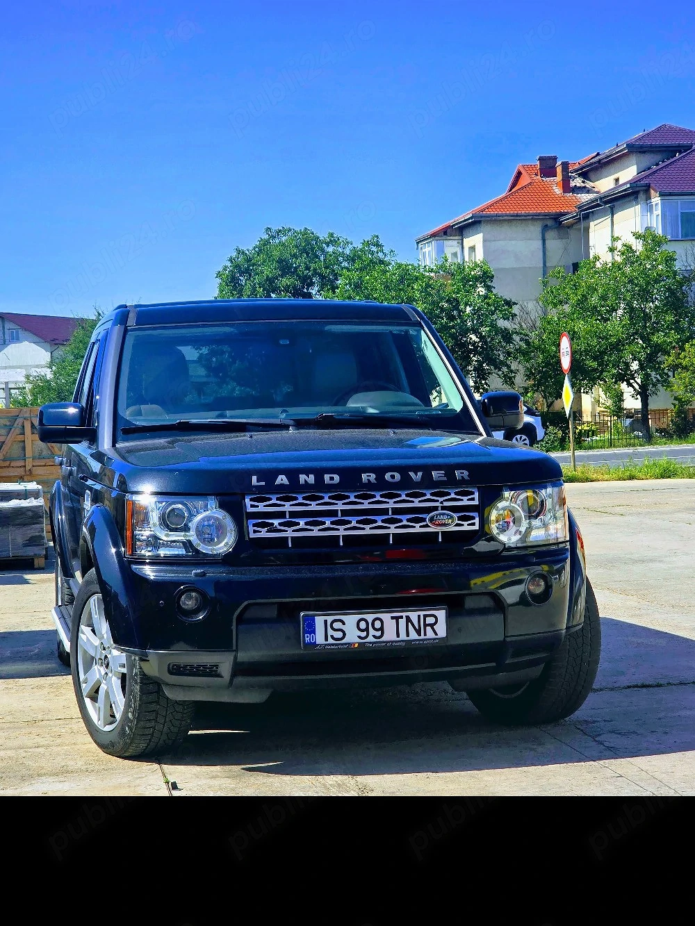 Land Rover Discovery 4