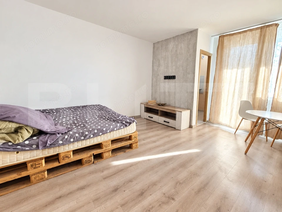 Garsoniera de vanzare – Aleea Carpați, etaj 7