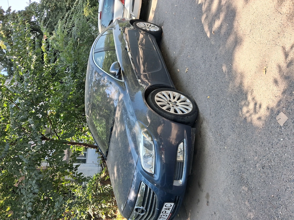 Vând Opel Insigna 