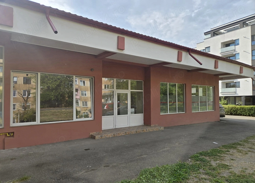 Spațiu comercial de închiriat, Iuliu Maniu, 121m , zonă de magazin