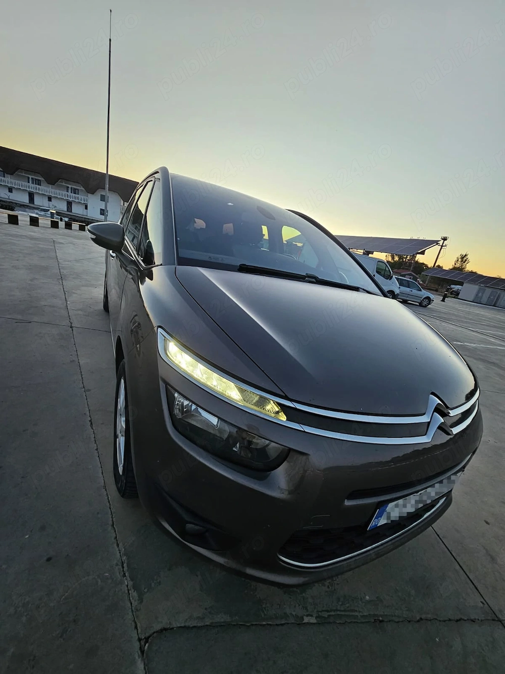 Citroen C4 1.2 benzina ,131 CP