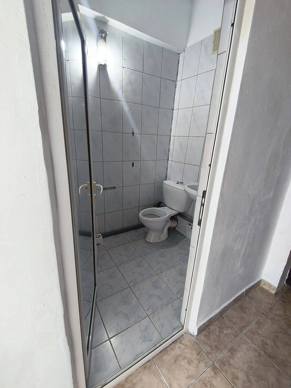 Garsoniera 21m2, zona Zahana, Slatina.