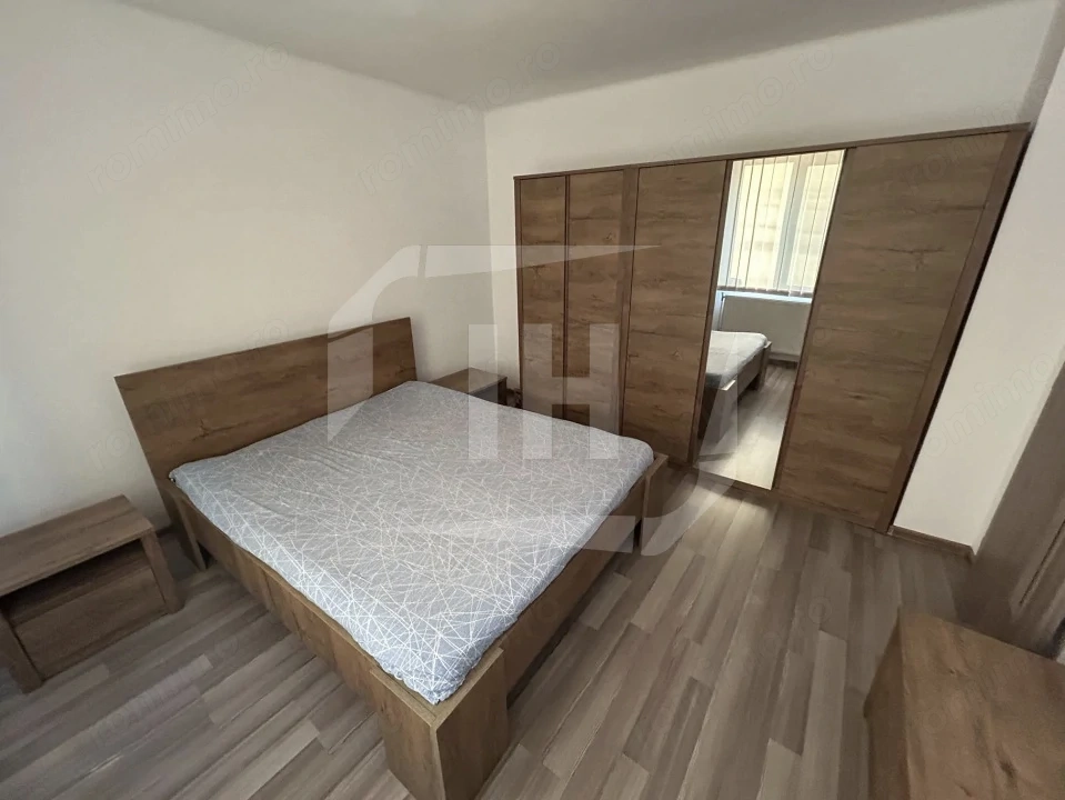 Apartament 2 camere I decomadnat I zona strazii Paris