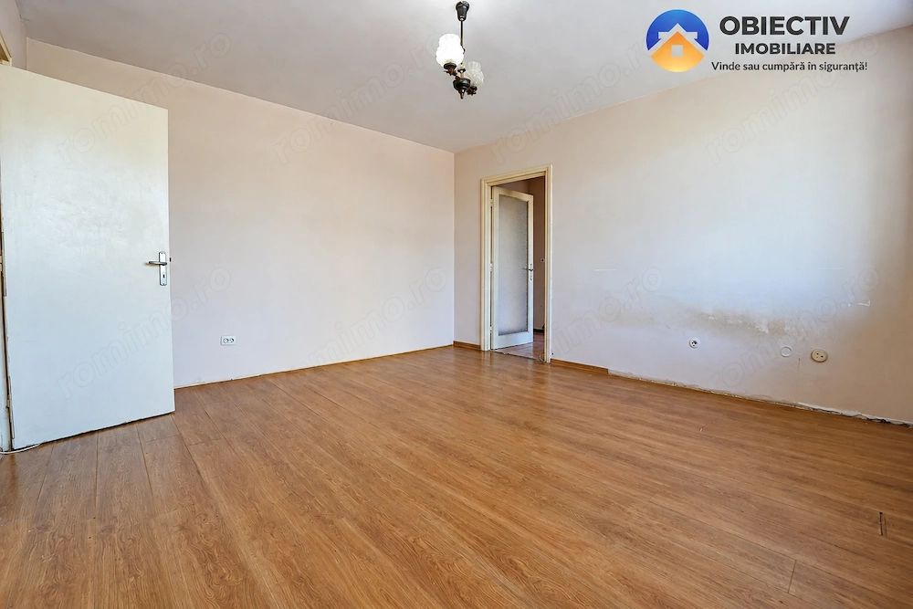 Apartament 2 camere, etaj 3, zona Mihai Eminescu, Piatra Neamt