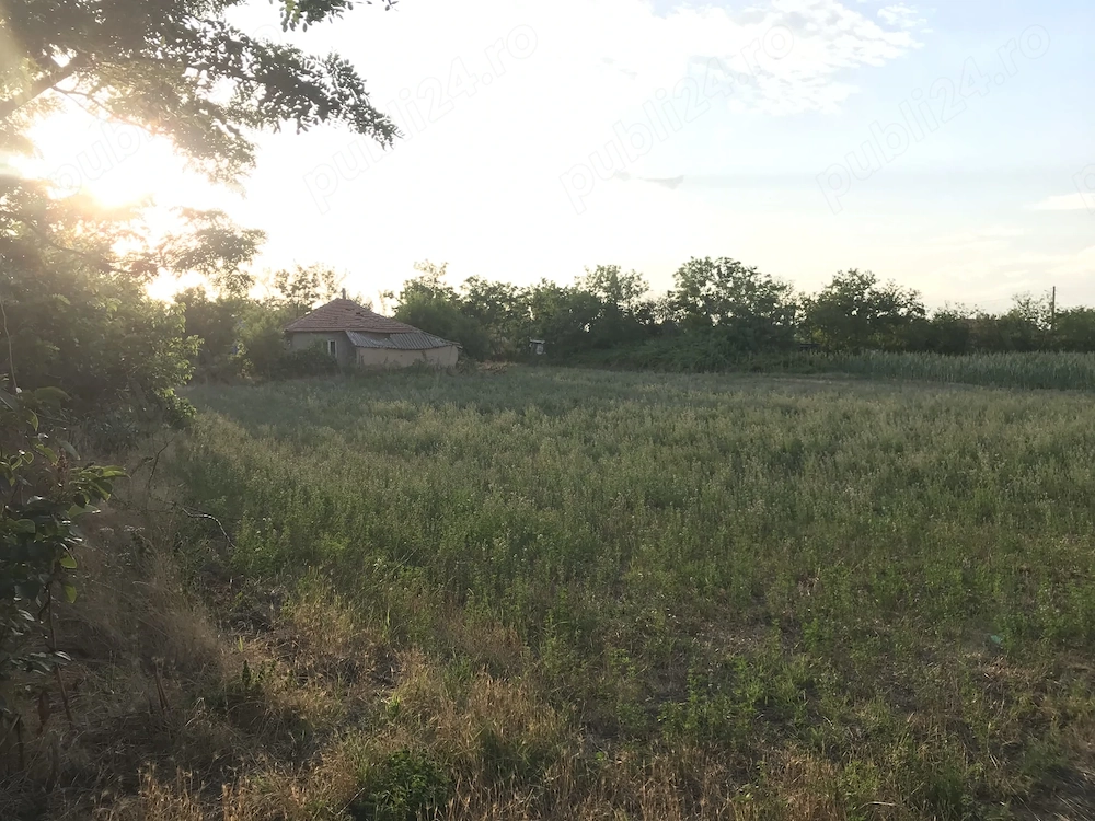Proprietar, vând teren intravilan în suprafață generoasă de 3.336 mp