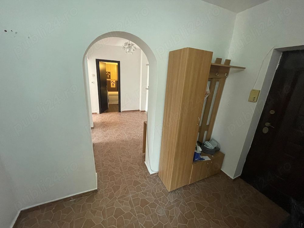 Persoana fizica vând apartament intabulat.