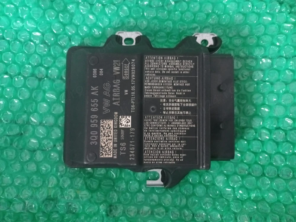 Unitate Modul Calculator Airbag Skoda 3 2012 - 2022 Cod 3Q0959655 AK