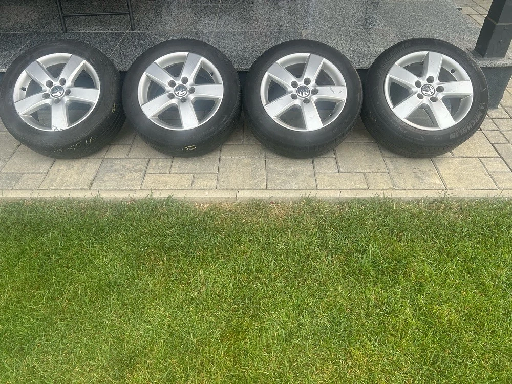 roți cu anvelope de vara michelin pe 16