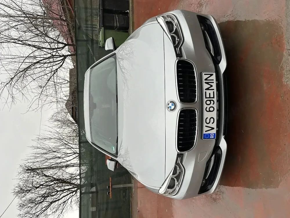 Vând Bmw f30 sport line 