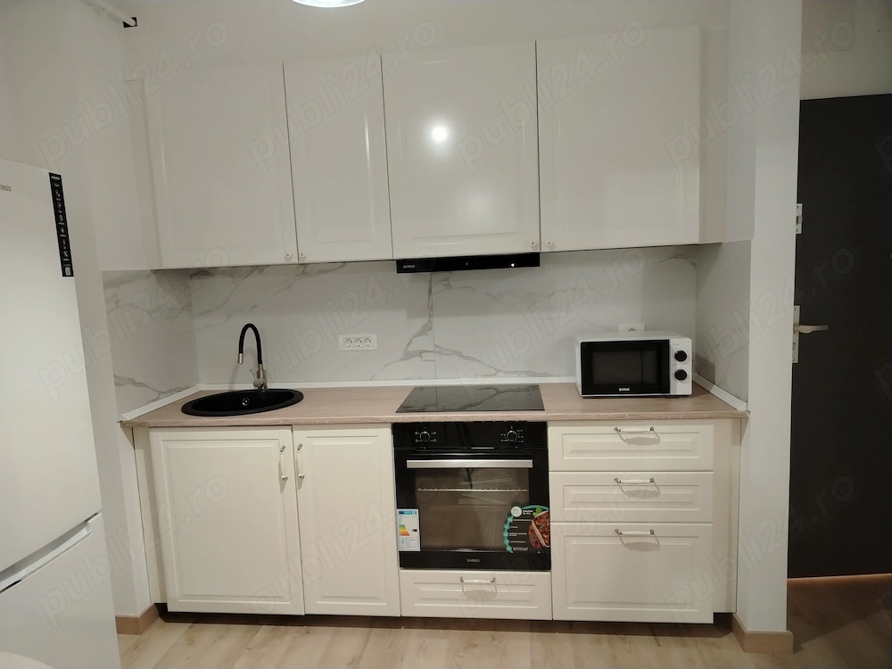 Închiriez apartament nou Adora park 