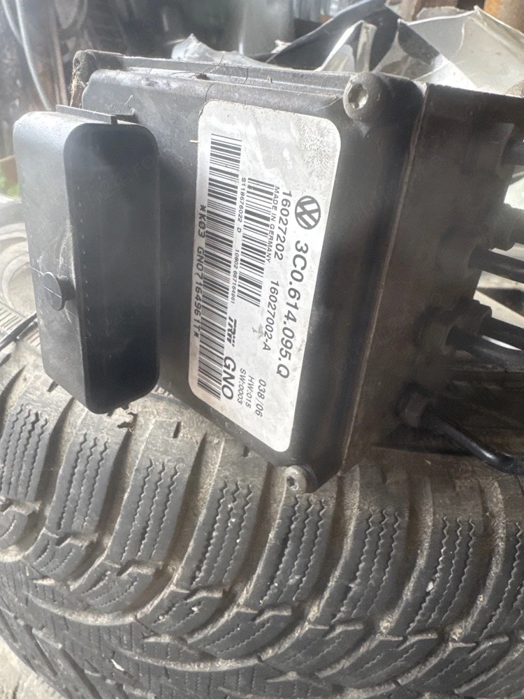pompa ABS passat b6 bmp 2007