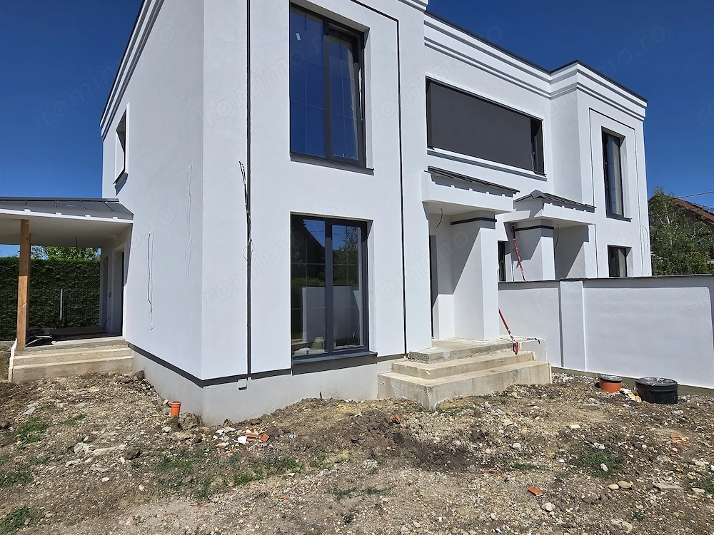 Duplex premium 4 camere, 3 bai, Mosnita Noua