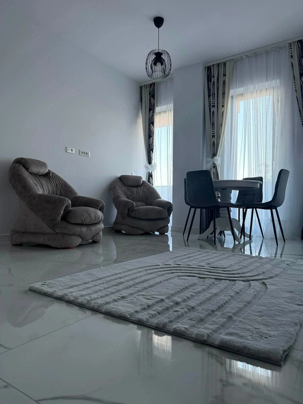 Apartament prima inchriere 2 camere, subteran, psicina, Torontalului