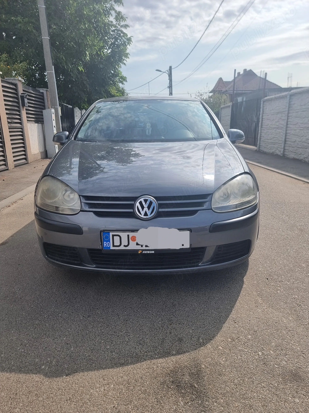 Vând Volkswagen Golf 5 diesel  2006