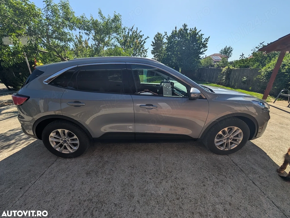 Vând Ford Kuga 1.5 Ecoblue FWD TITANIUM X