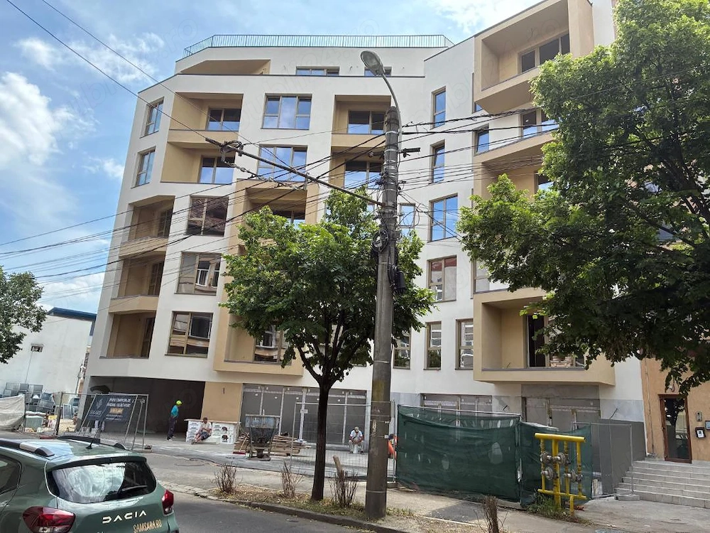 PF - Apart. 3 camere 2 bai 79mp etajul 3 din 6 bloc nou 2026 zona Parcul Feroviarilor