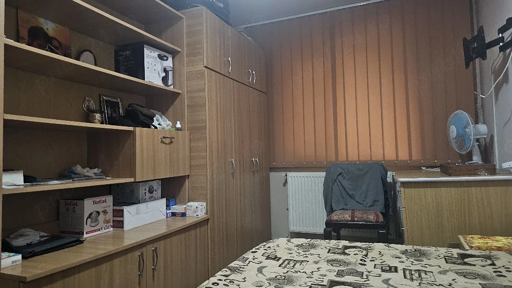Apartament 2 camere semidecomandat
