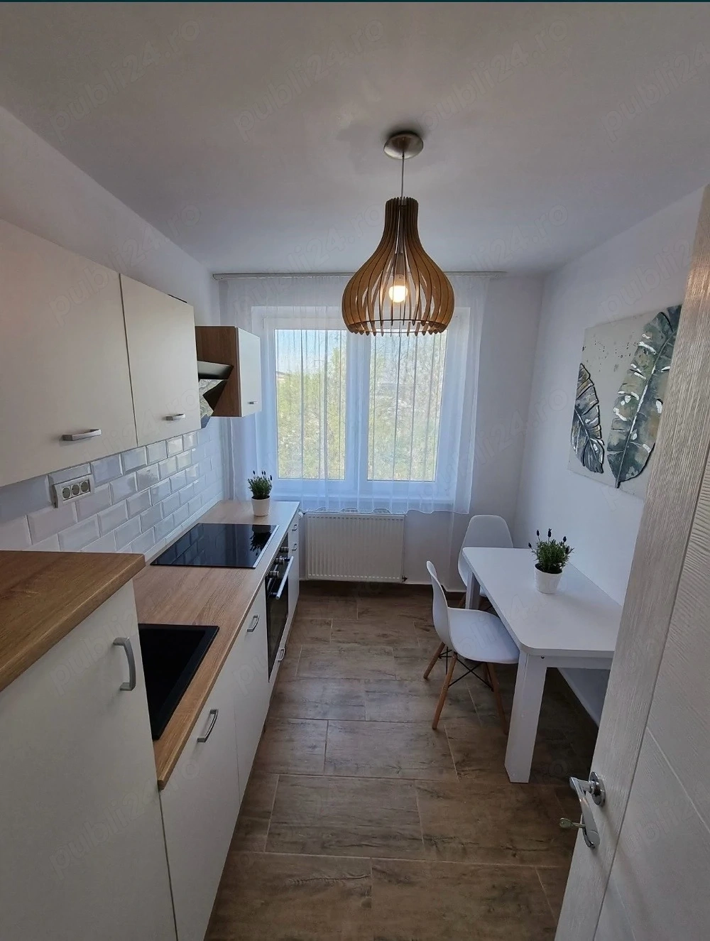 Propietar inchiriez apartament 2 camere 54m strada Vasile Lucaciu, etaj 3