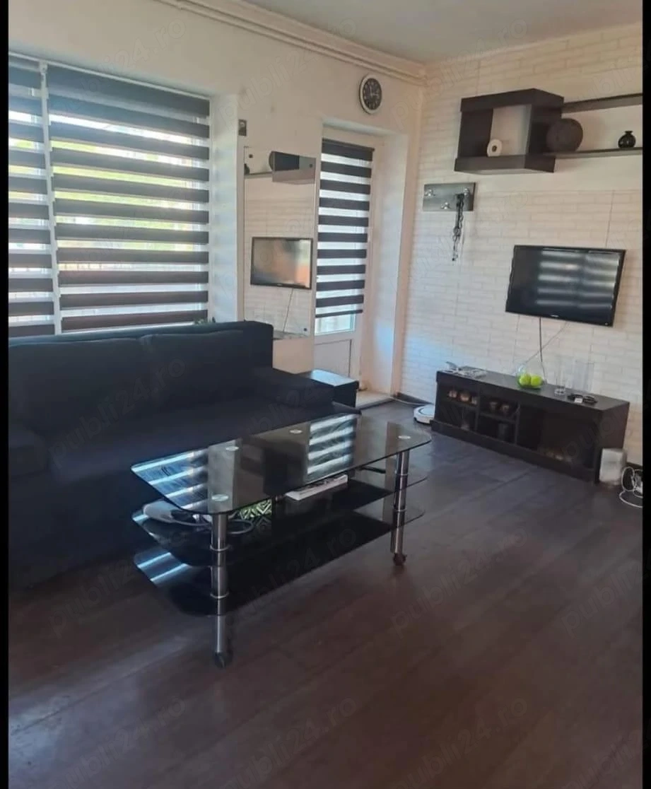 Dau in chirie spatiu comercial modern