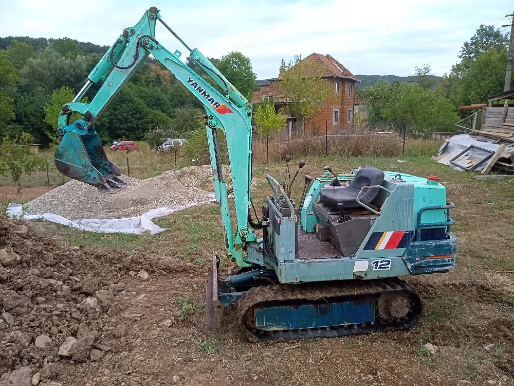 Miniexcavator YANMAR B12 1.2t Adus recent 