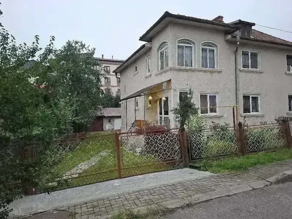 Casa de vânzare 