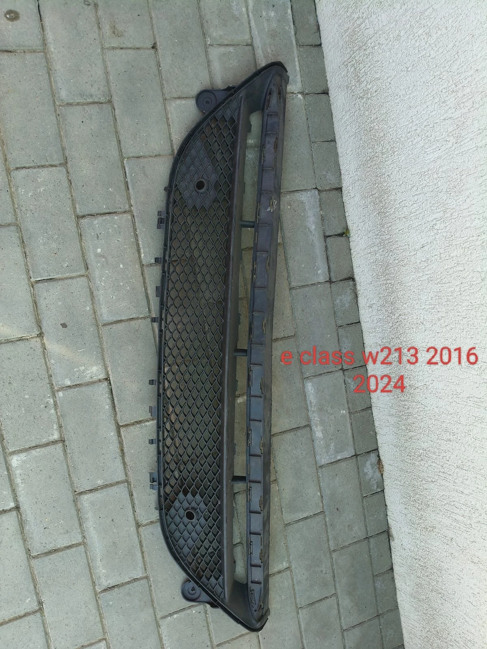 Grila bara fata Mercedes E Class W213 2016-2023