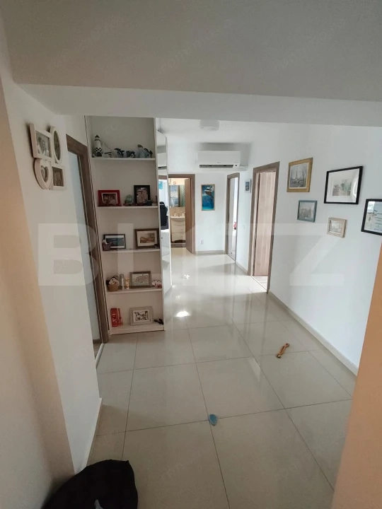 Apartament 4 camere, renovat, zonă centrală Târgoviște