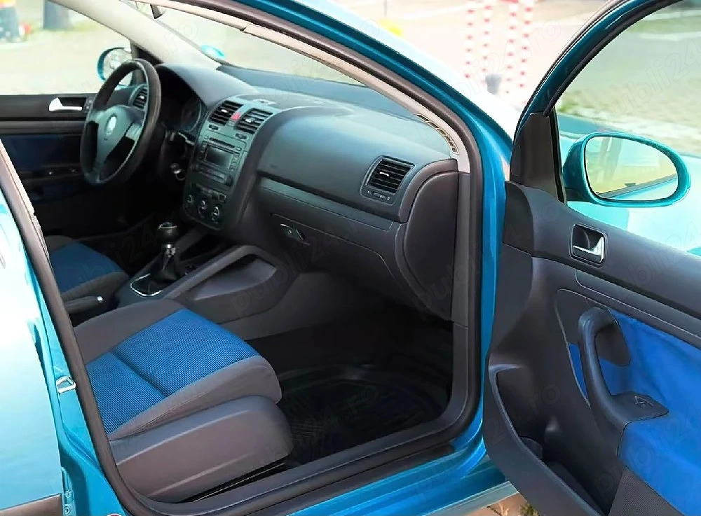 Volkswagen Golf V 