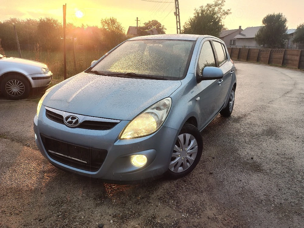 Hyundai i20 