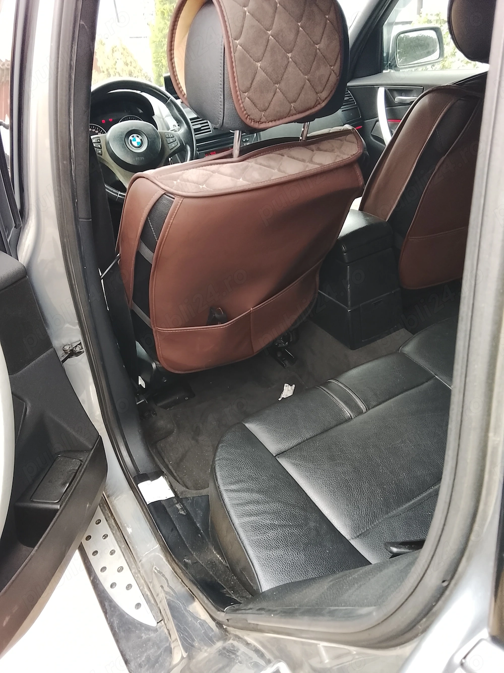 Vand X3 e83 distribuție fata,; 5000   fix