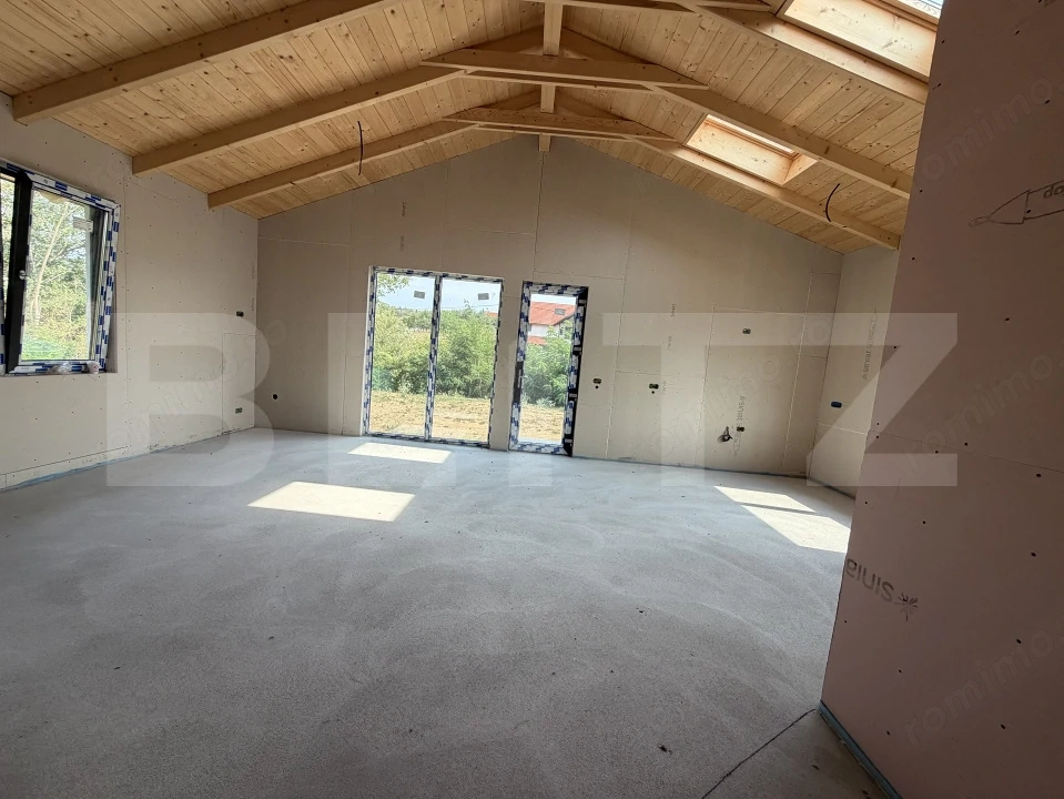 Casa 3 camere, teren de 800 mp, zona Fetindia