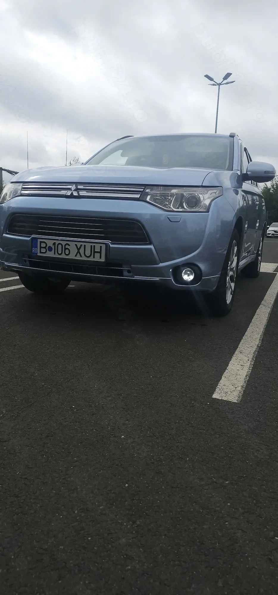 Mitsubishi Oulander Pjev