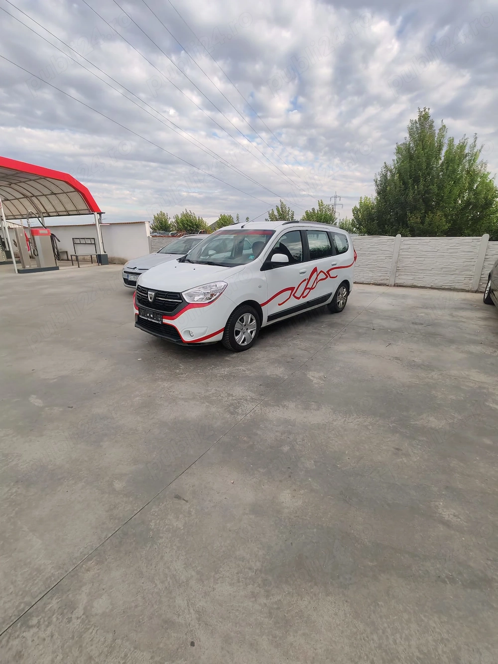 Vând DACIA LODGY 1.6 benzina + GPL(de fabrica), 7 locuri-EURO 6!