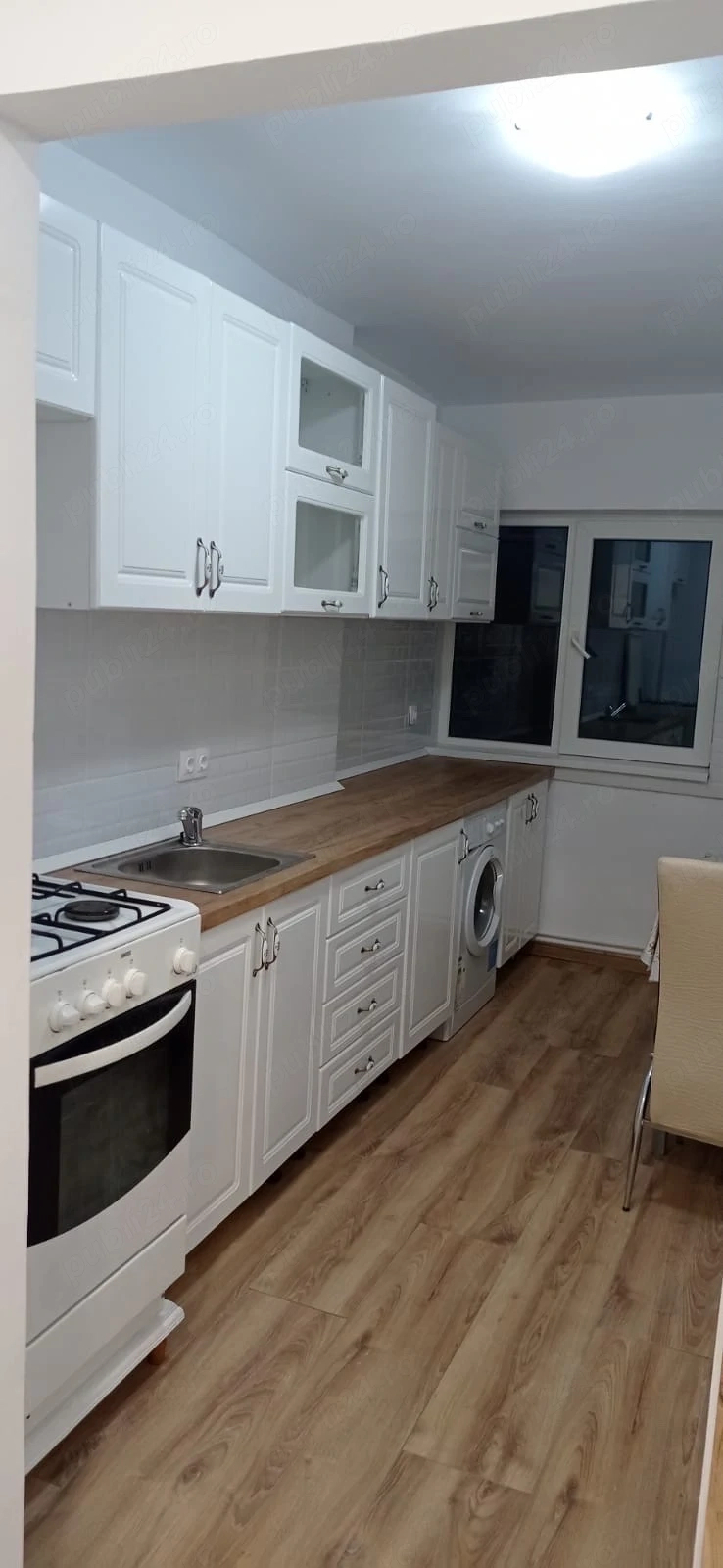 Garsoniera cetate, direct proprietar