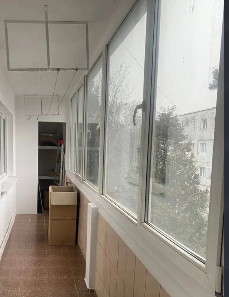 Apartament 3 camere auchan titan