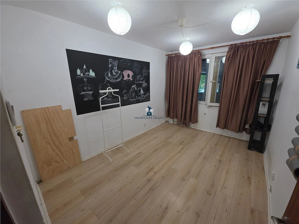 Apartament 4 camere Semidecomandat Piata Sudului RENOVAT