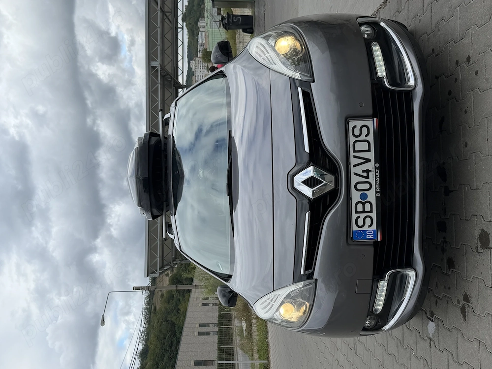 Renault Grand Scenic Bose Edition 1.5 dCi 110 CP | 7 locuri | Navi | Cameră | Lane Assist