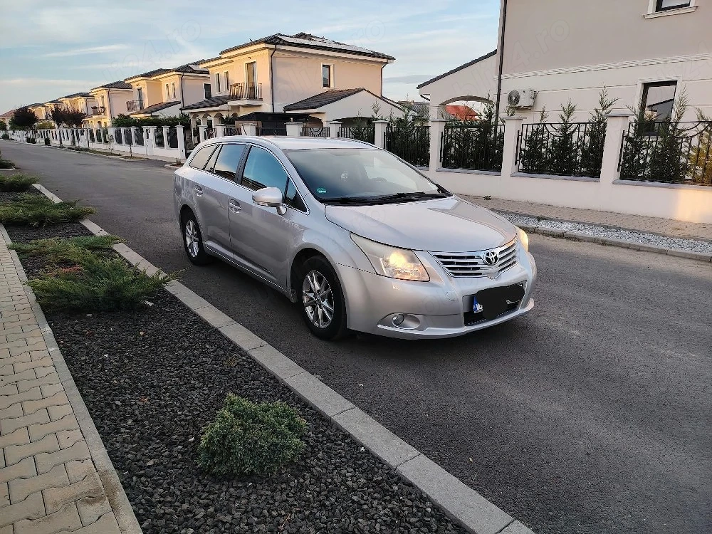 Toyota Avensis T27